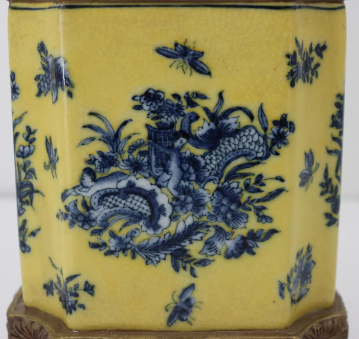 Vintage Wong Lee 1895 Chinoiserie Rococco Yellow & Blue Porcelain Ormolu Bronze Decorative Container