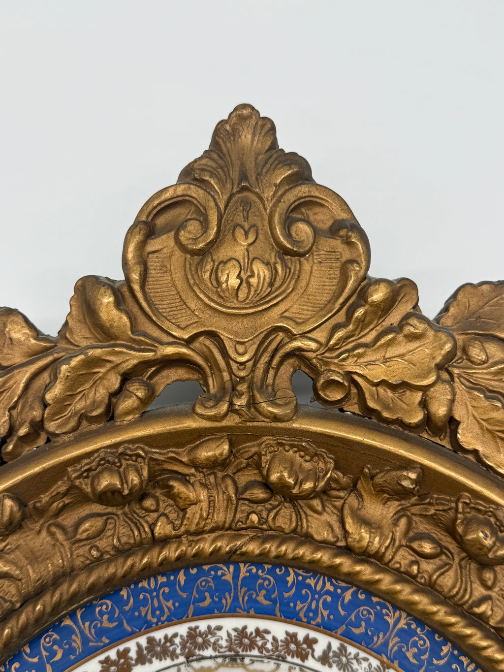 1960s Large Ornately Carved Gilt Framed 22kt Gold Classical Porcelain Plaque, Atlas International