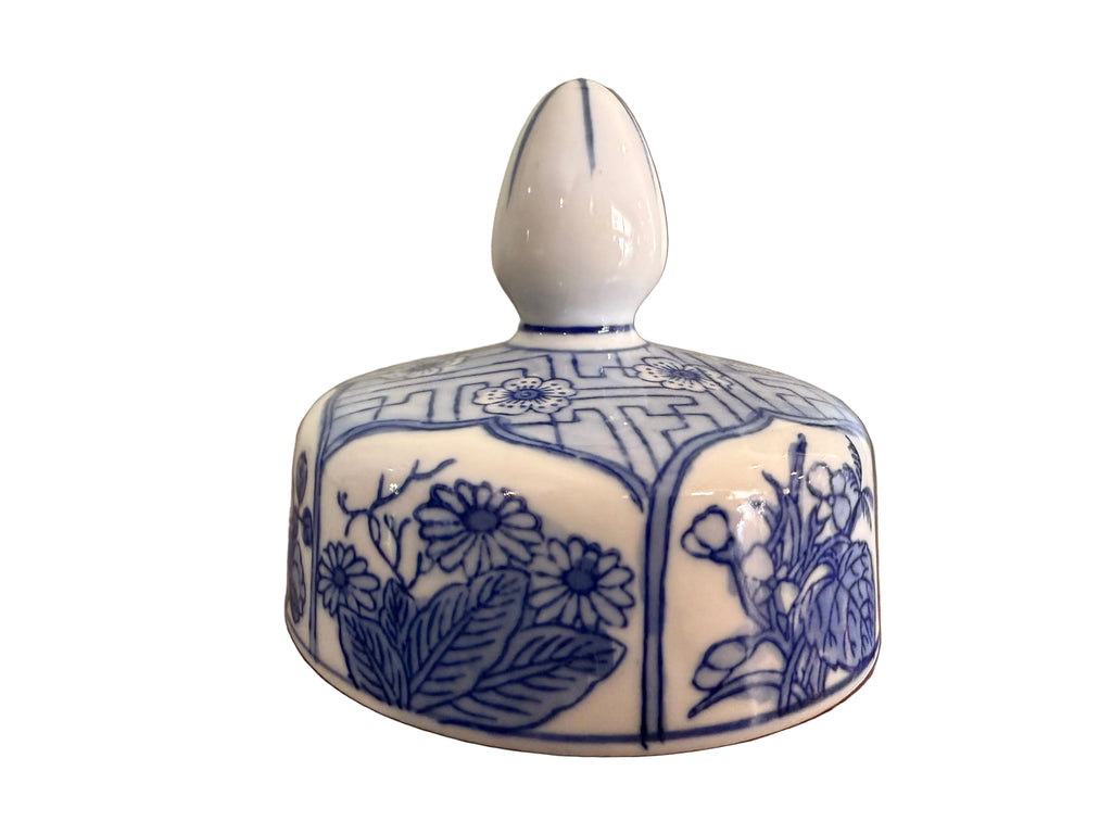 Large Vintage Baluster Form Blue and White Honeycomb Chinoiserie Vase With Fitted Lid