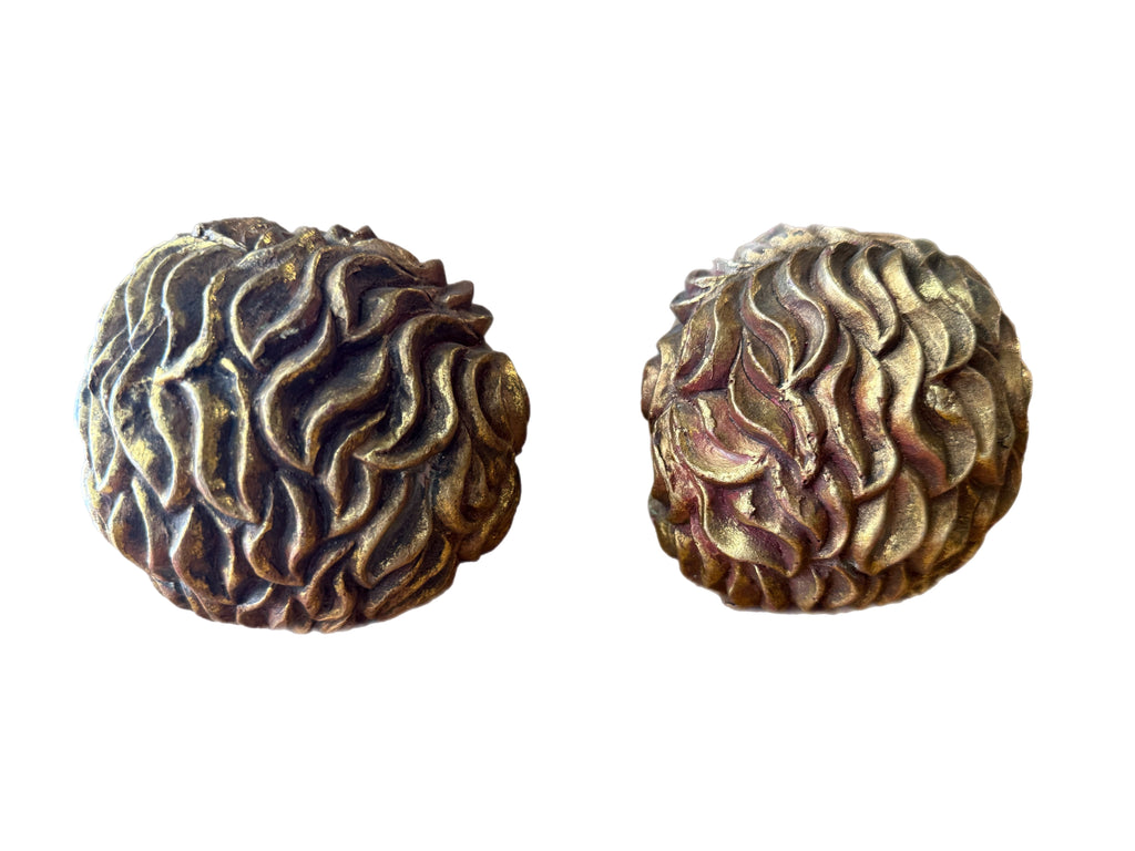 Pair of Vintage Gilt Lion Head Sculptures, Italian Neoclassical Style