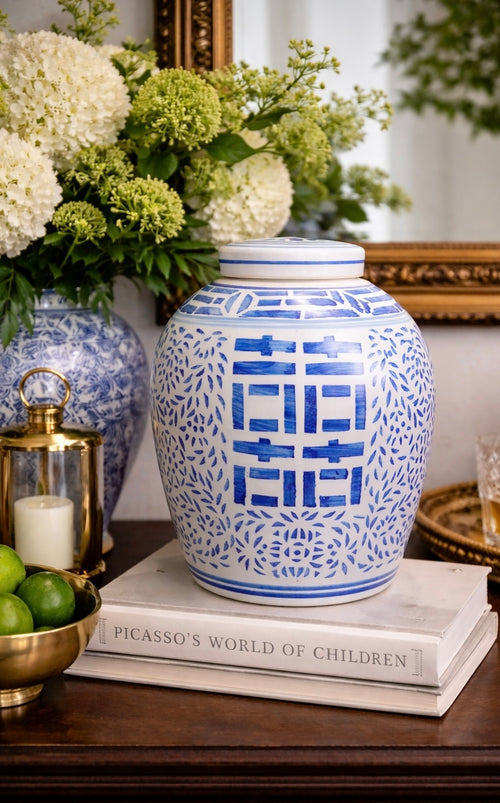 Chinese Export Porcelain Double Happiness Lidded Ginger Jar 10”
