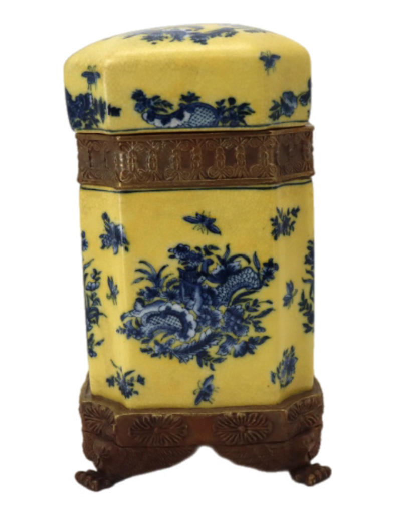 Vintage Wong Lee 1895 Chinoiserie Rococco Yellow & Blue Porcelain Ormolu Bronze Decorative Container