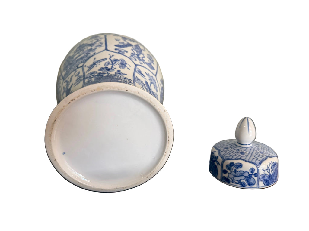 Large Vintage Baluster Form Blue and White Honeycomb Chinoiserie Vase With Fitted Lid
